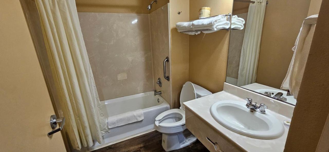 Weston Inn & Suites Rusk Luaran gambar